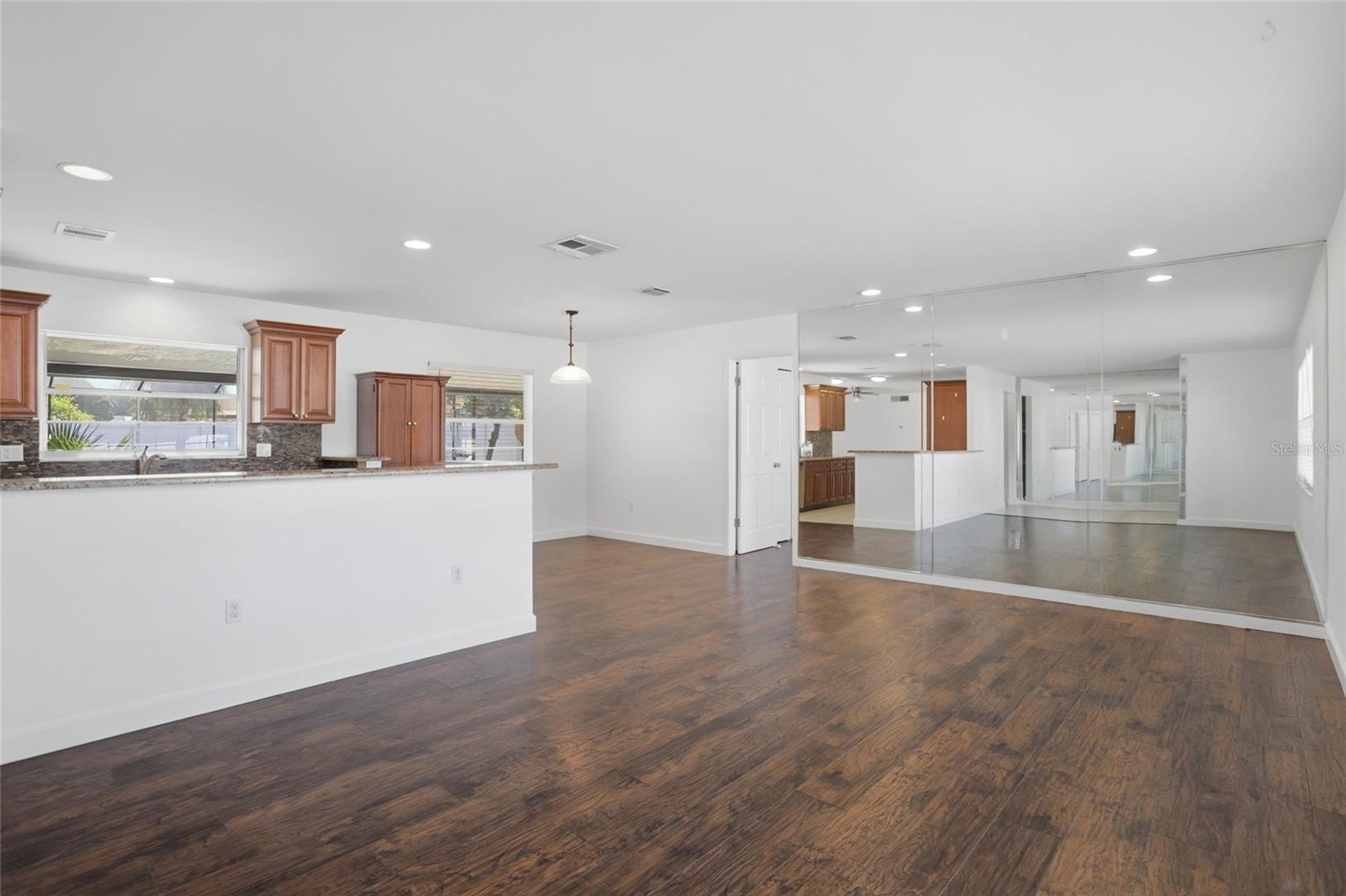 BEL AIRE WOODS FIFTH ADD - Residential