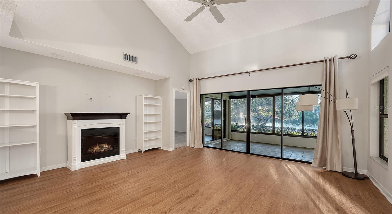 HAMMOCKS IV - Residential