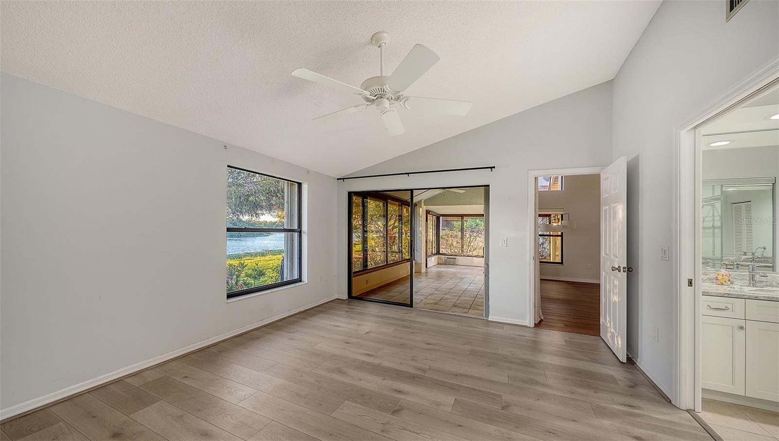 HAMMOCKS IV - Residential