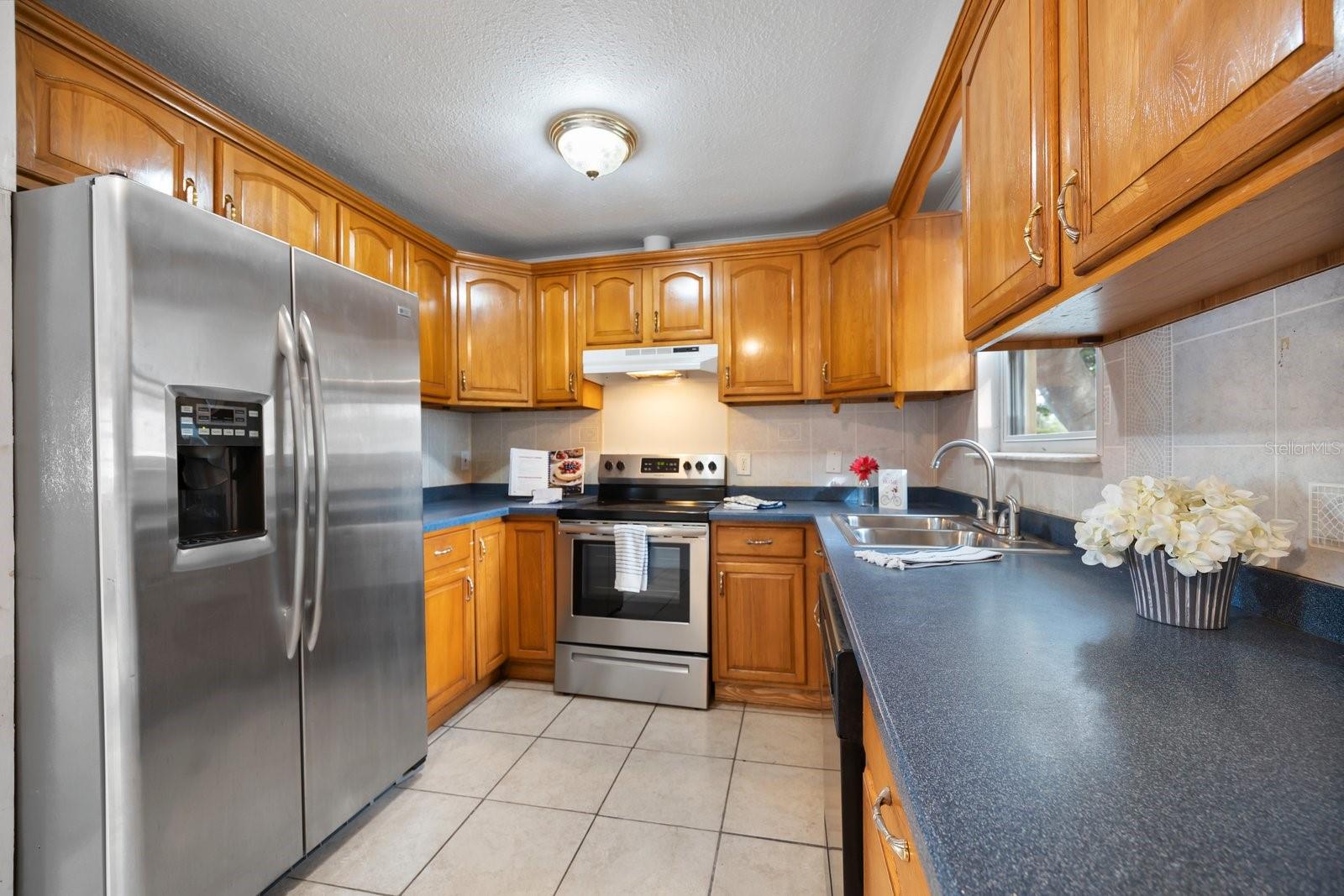 WOODLAWN HEIGHTS - Residential Lease