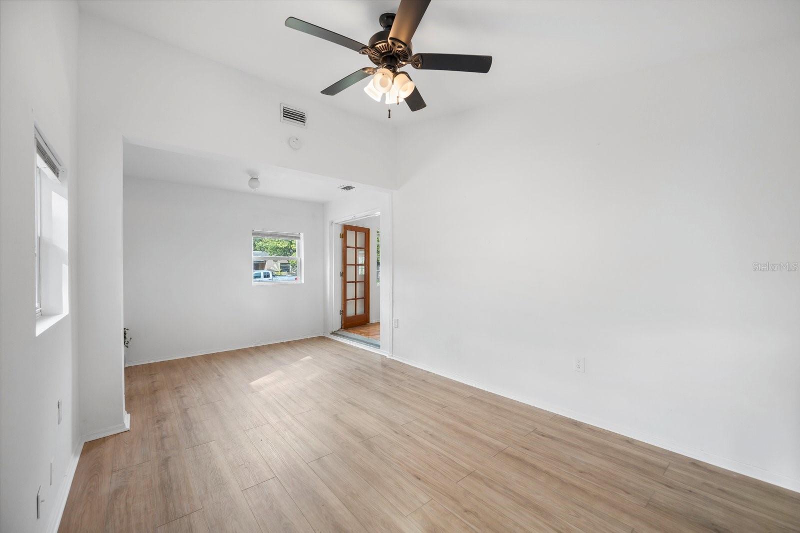 WOODLAWN HEIGHTS - Residential Lease