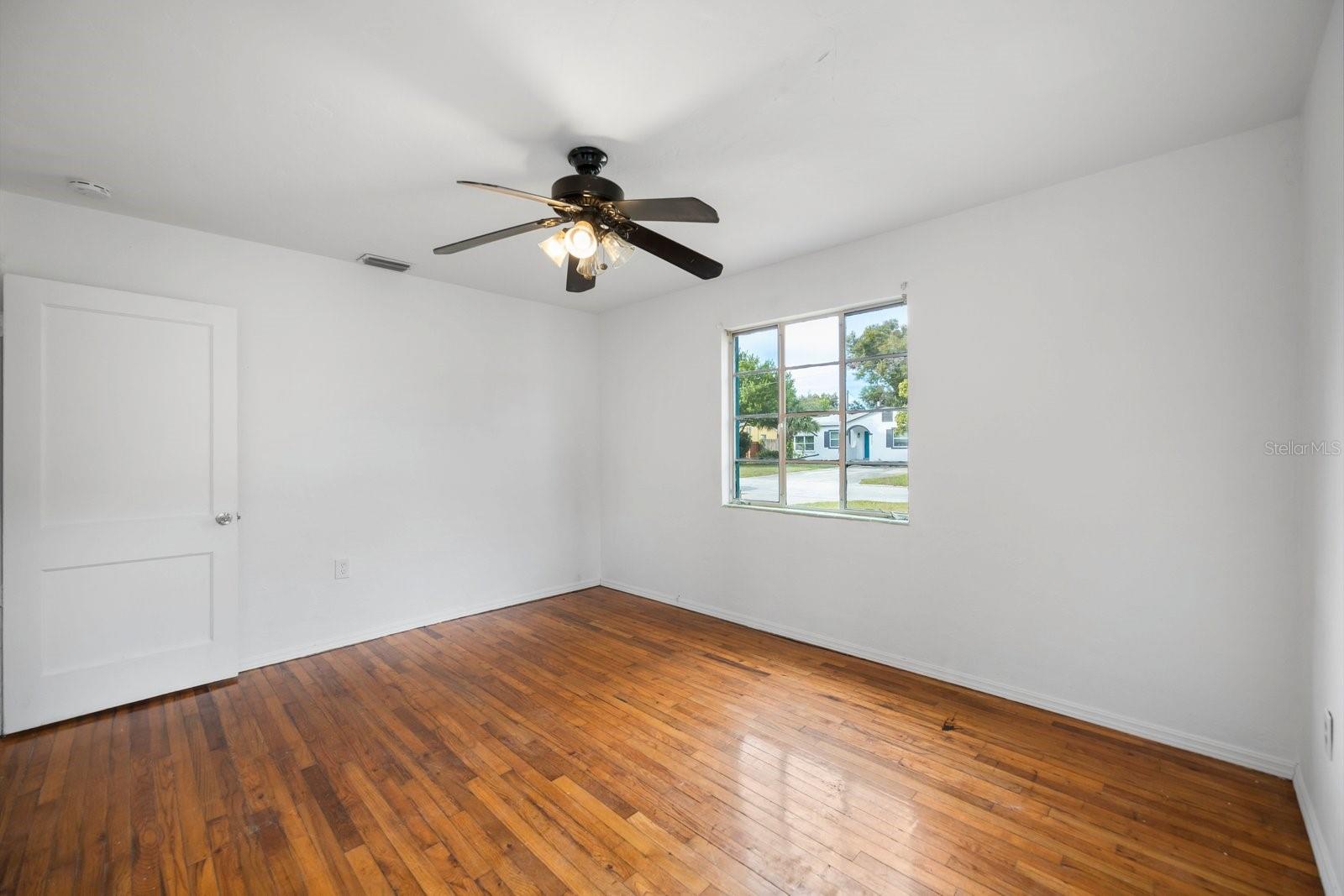 WOODLAWN HEIGHTS - Residential Lease