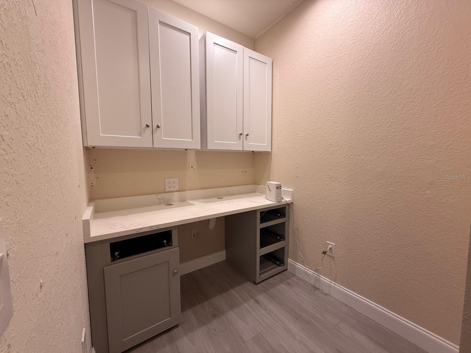 AVALON LAKES PH 03 VILLAGE A & B - Residential Lease