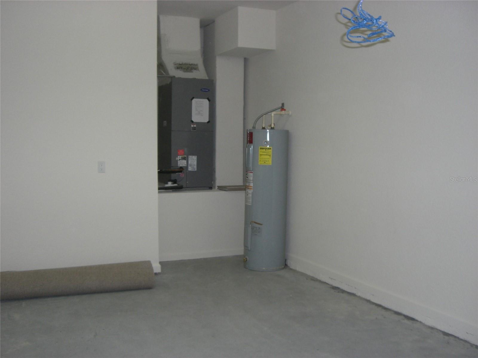 AVALON LAKES PH 03 VILLAGE A & B - Residential Lease