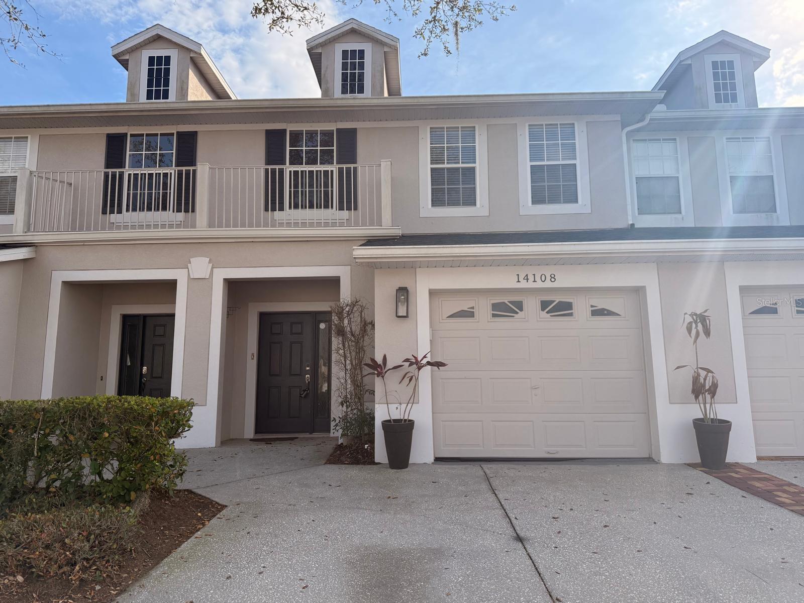 AVALON LAKES PH 03 VILLAGE A & B - Residential Lease