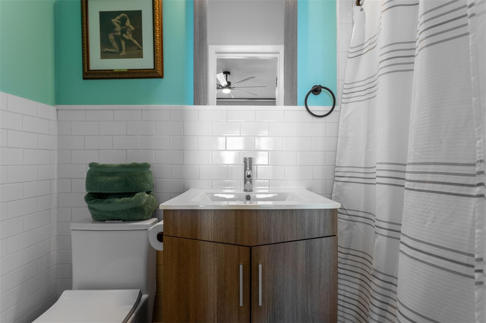 PINECREST PARK - Residential