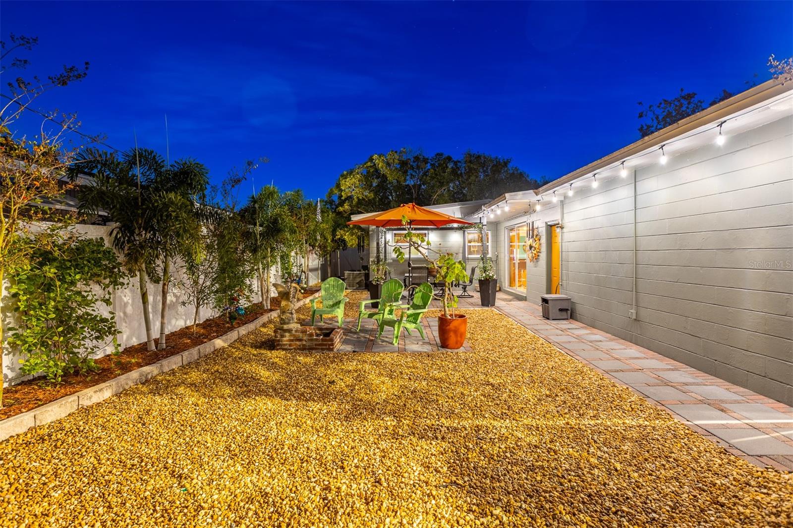 PINECREST PARK - Residential