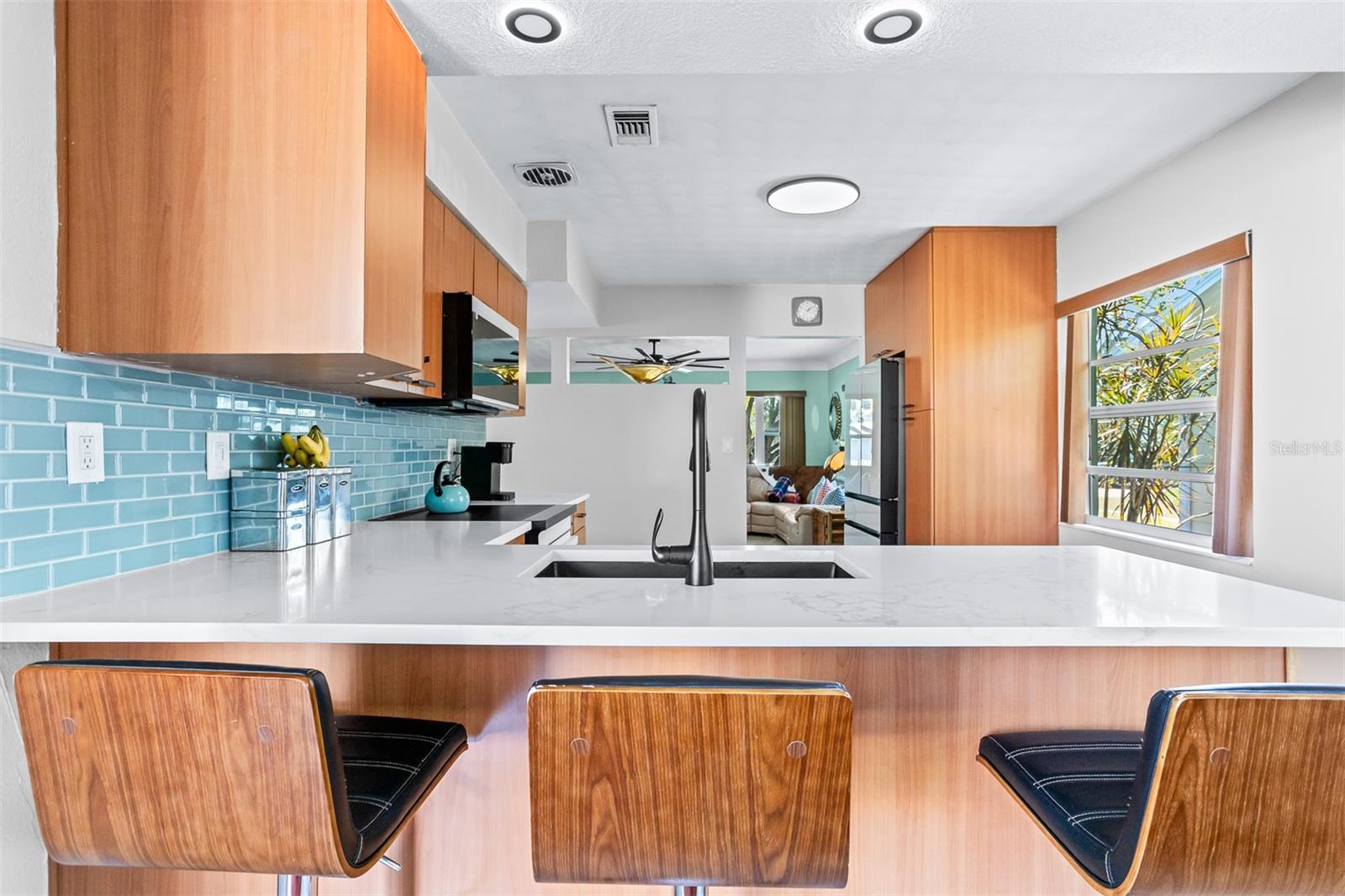 PINECREST PARK - Residential