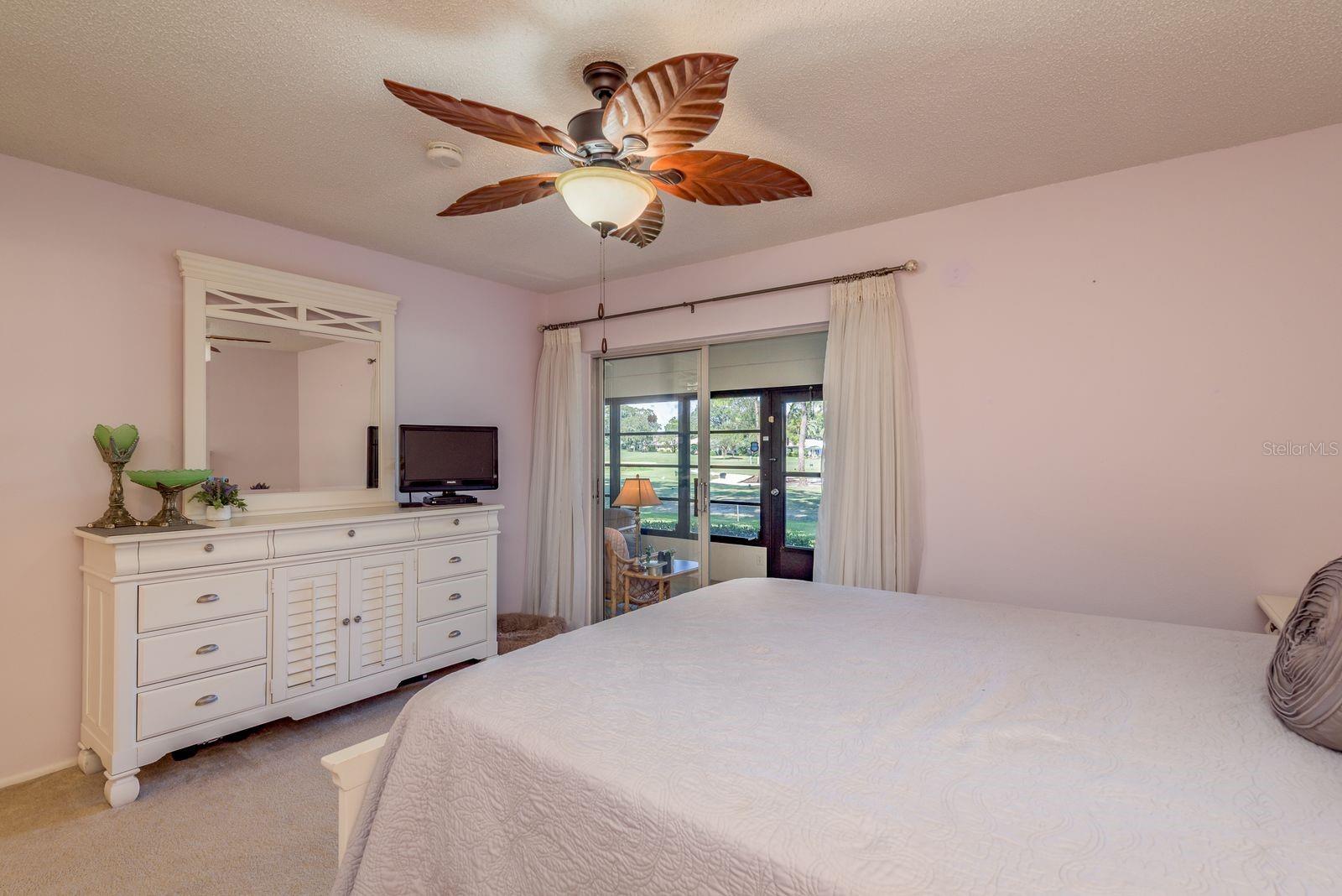 GREENVIEW VILLAS CONDO I - Residential