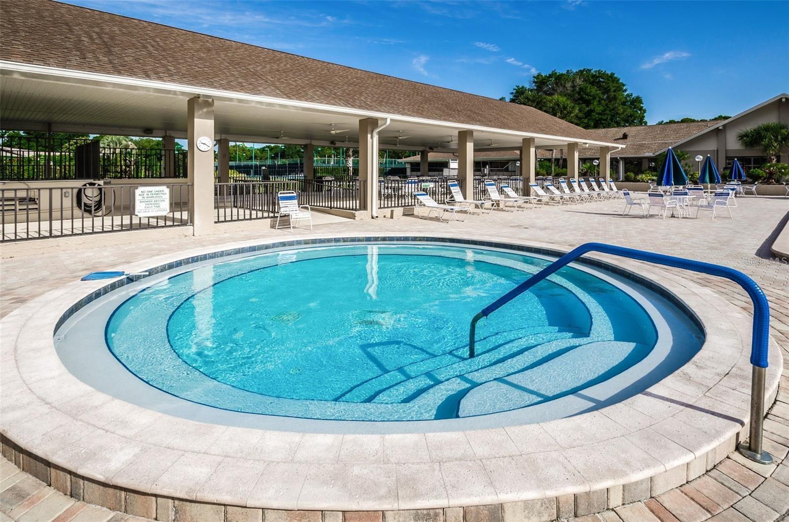 GREENVIEW VILLAS CONDO I - Residential