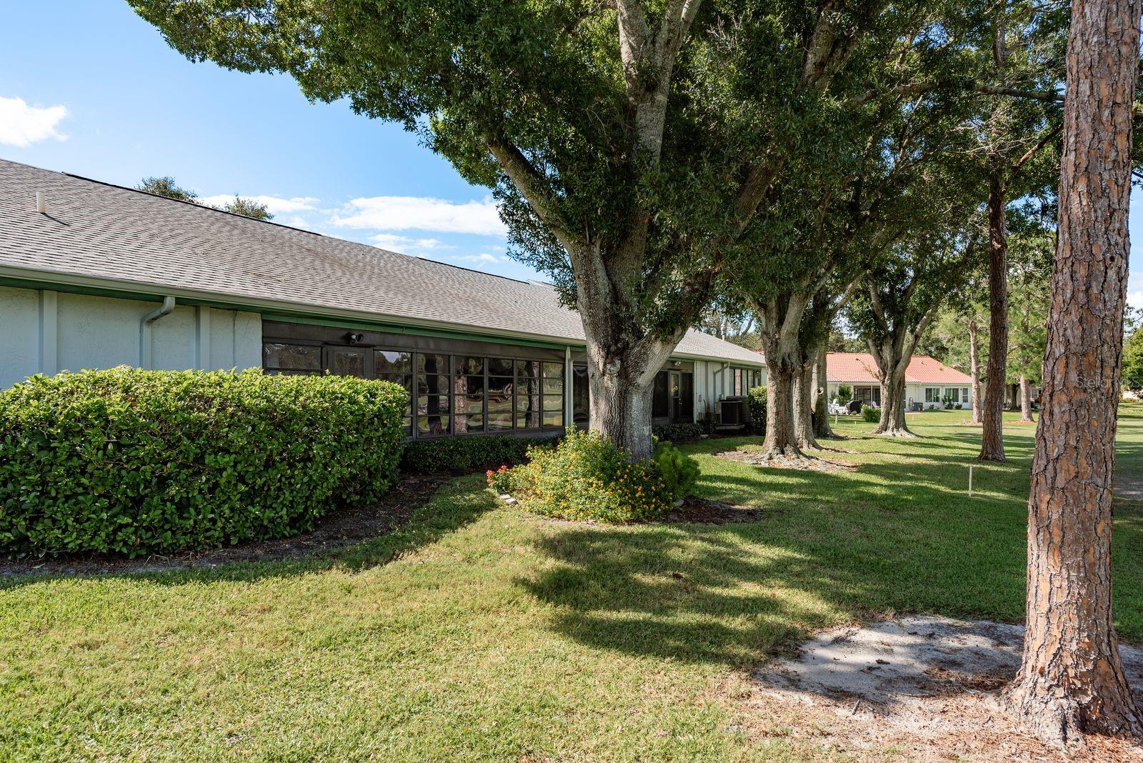 GREENVIEW VILLAS CONDO I - Residential
