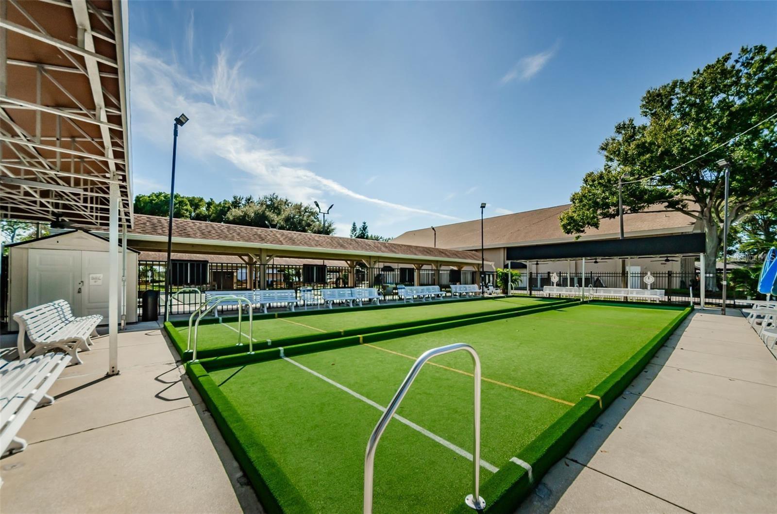 GREENVIEW VILLAS CONDO I - Residential