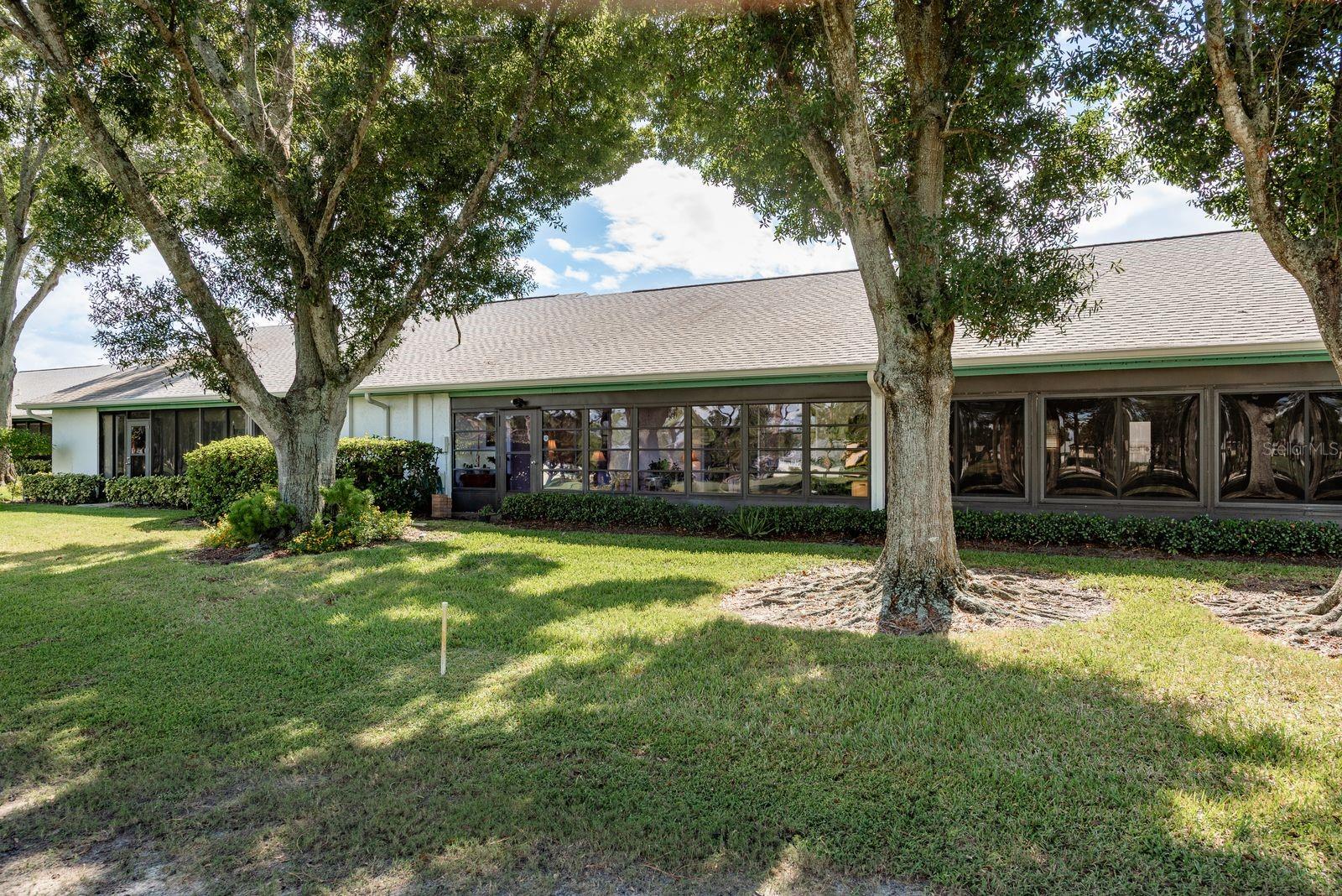GREENVIEW VILLAS CONDO I - Residential