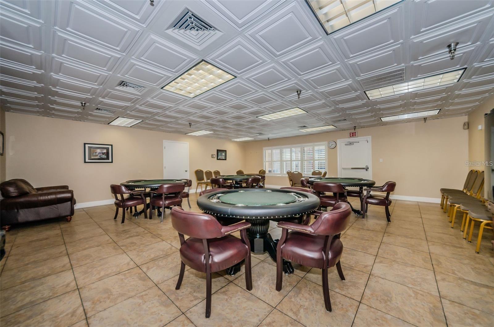 GREENVIEW VILLAS CONDO I - Residential