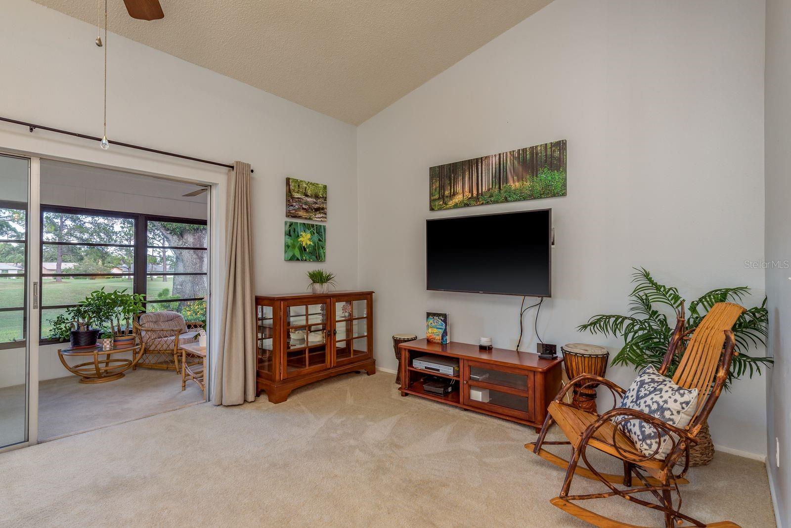 GREENVIEW VILLAS CONDO I - Residential