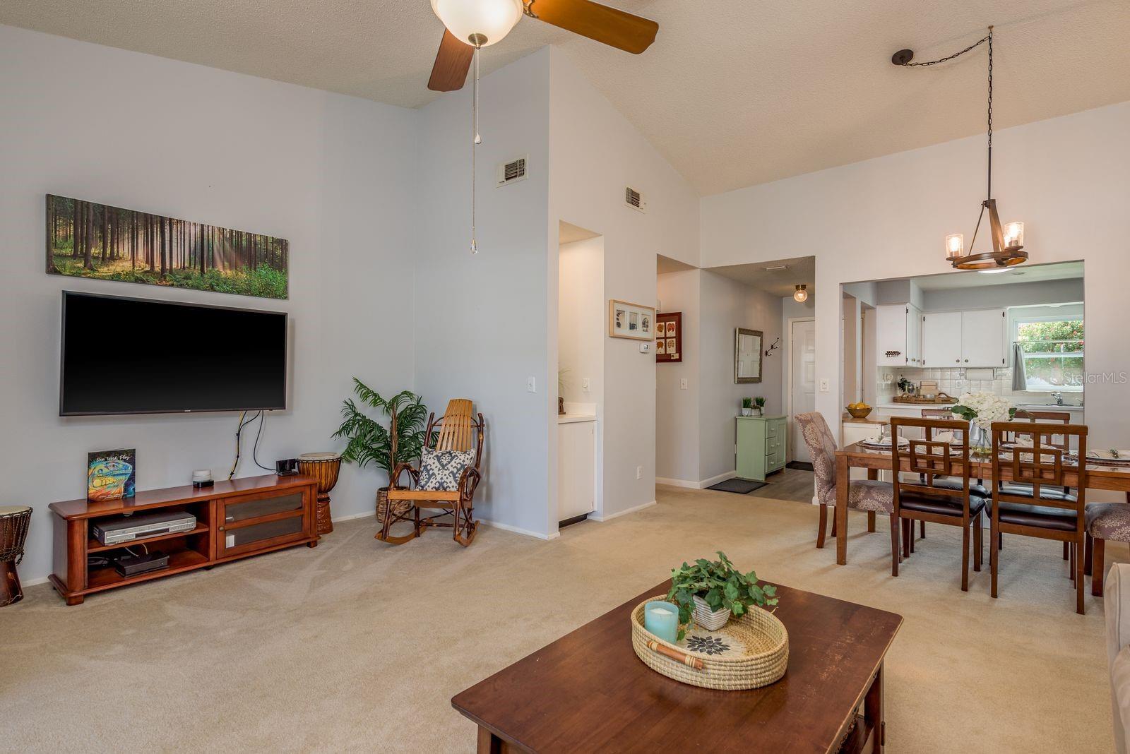 GREENVIEW VILLAS CONDO I - Residential