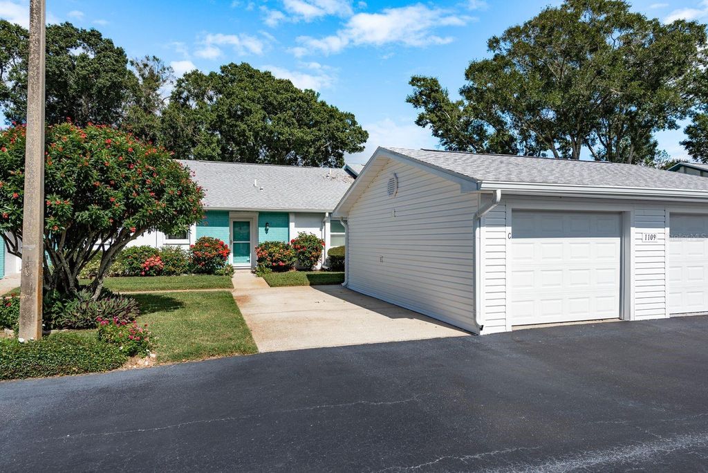 Photo of 1109 Tartan Drive #C, Palm Harbor, FL 34684 (MLS # TB8433661)