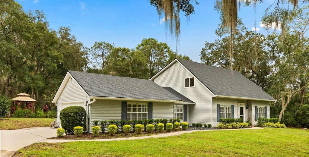 Photo of 256 Crooked Tree Trail, Deland, FL 32724 (MLS # V4944807)