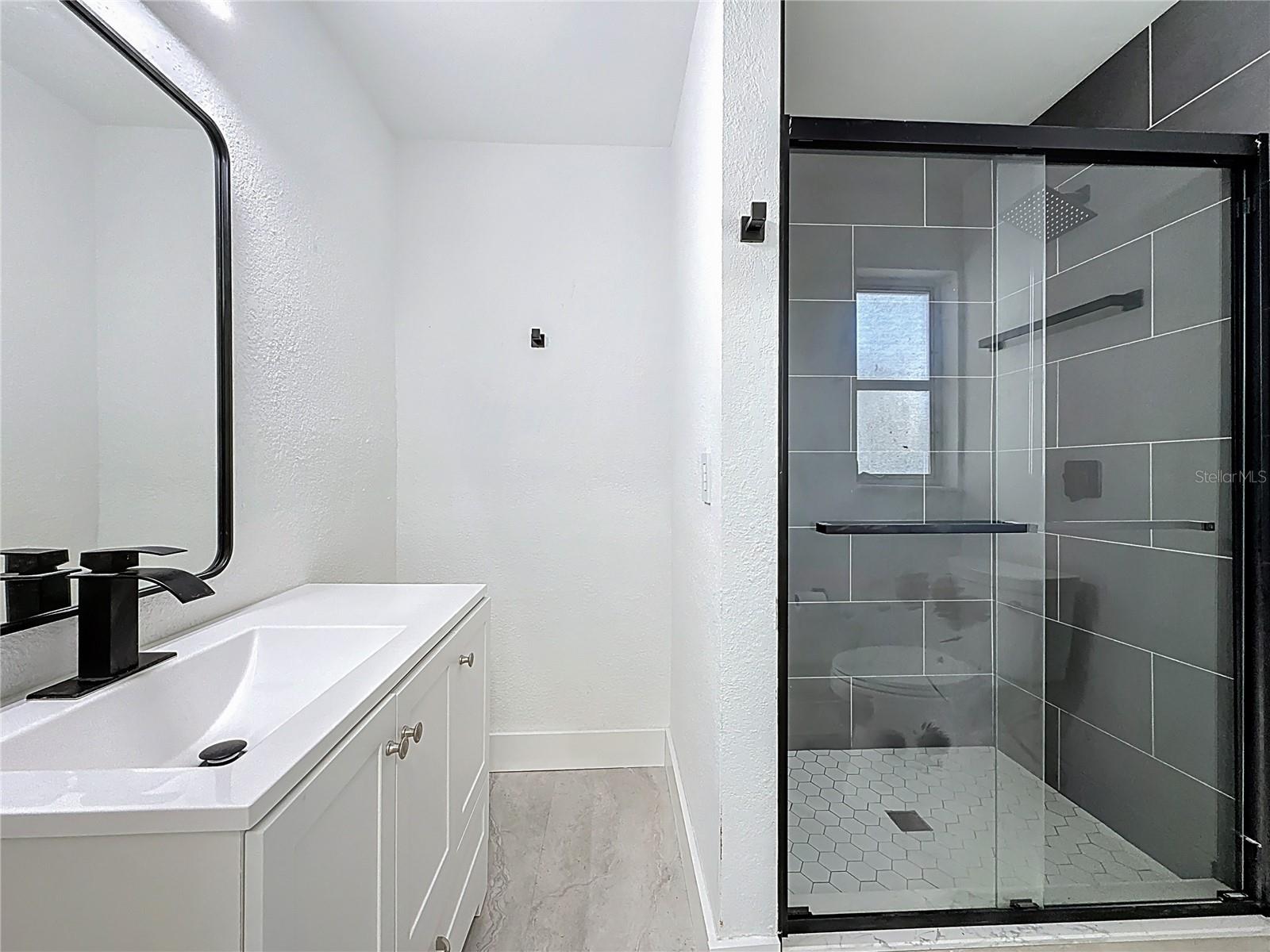 HARBOR VIEW VILLAS 1ST ADD - Residential Lease