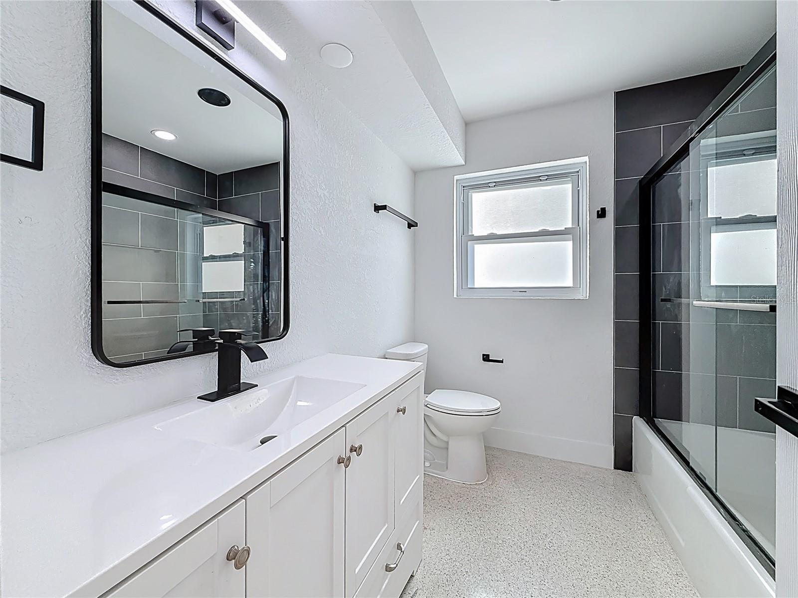 HARBOR VIEW VILLAS 1ST ADD - Residential Lease