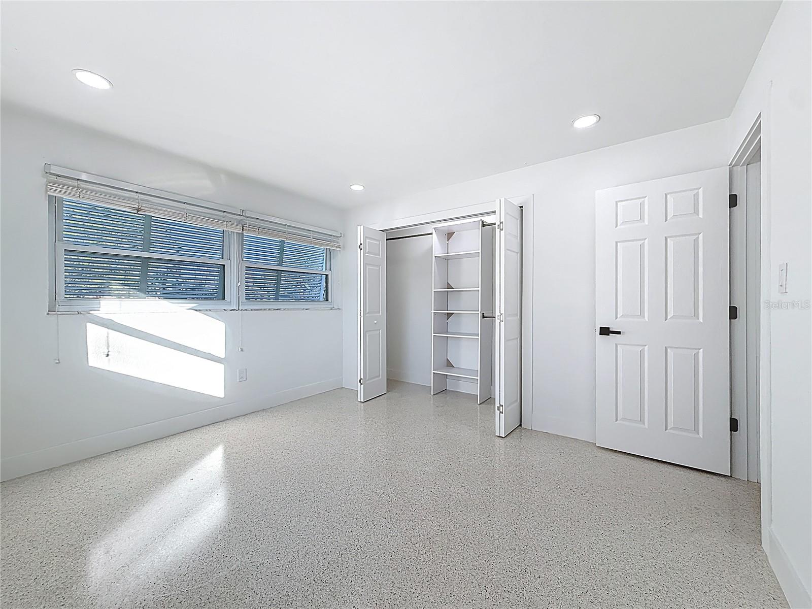 HARBOR VIEW VILLAS 1ST ADD - Residential Lease