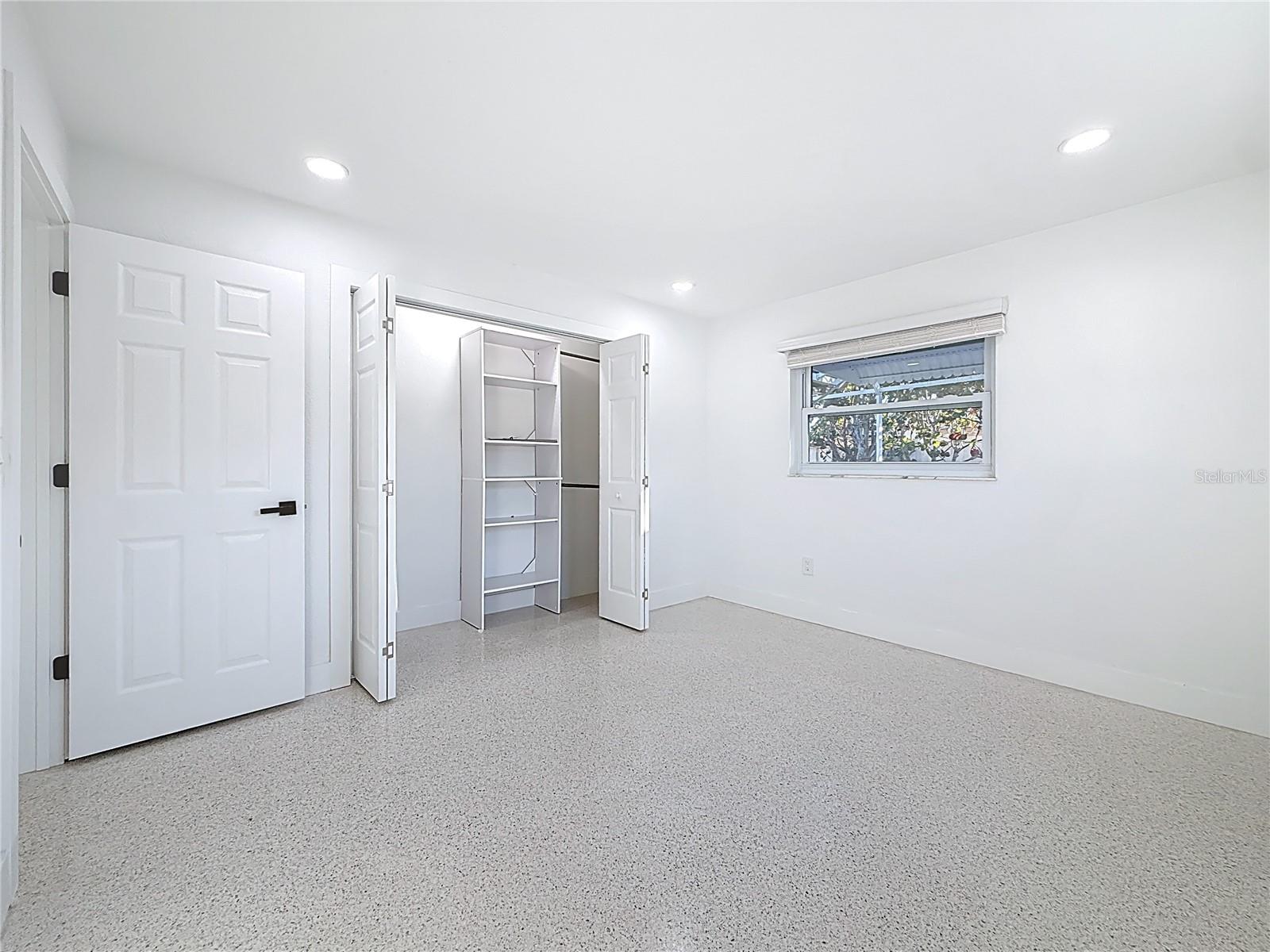 HARBOR VIEW VILLAS 1ST ADD - Residential Lease