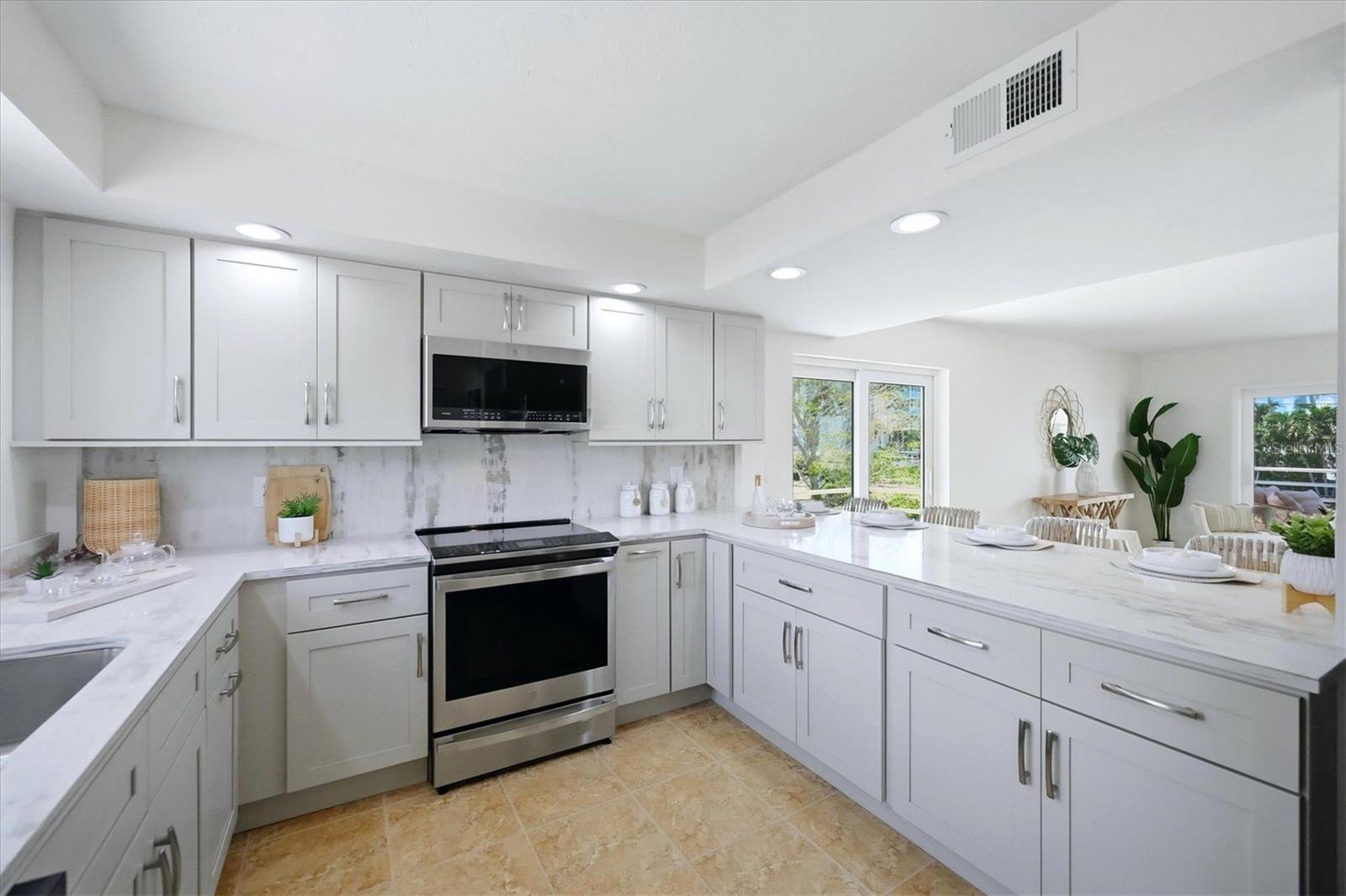 797 BENJAMIN FRANKLIN DRIVE 9