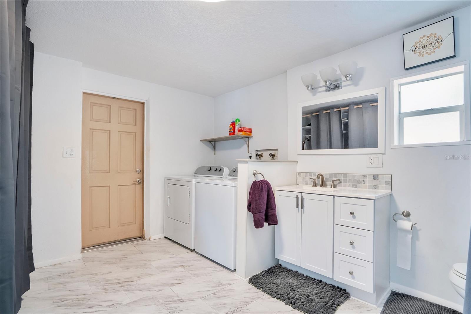 FAIRMOUNT PARK - Residential