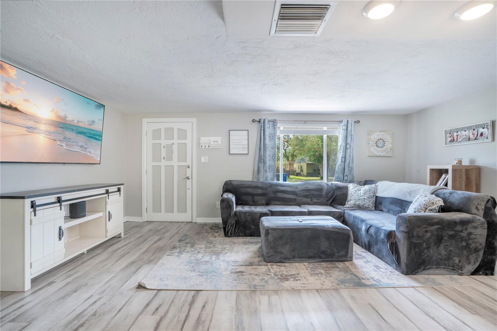 FAIRMOUNT PARK - Residential