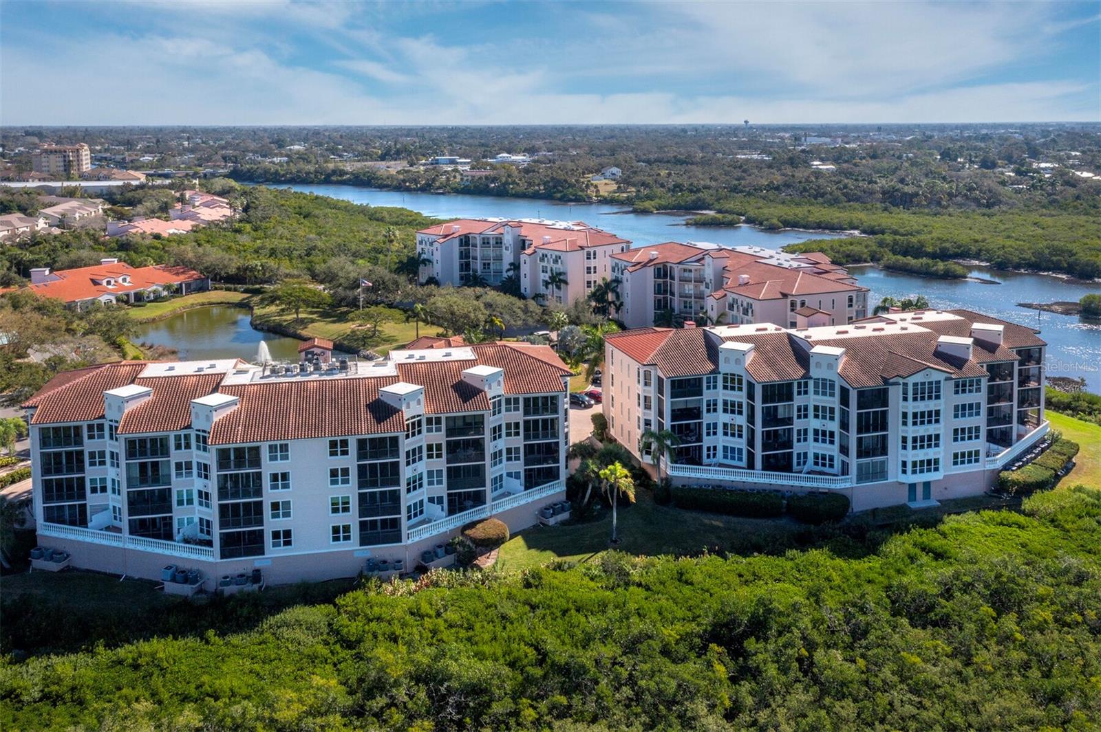 EAGLES POINT AT THE LANDINGS 2 - Residential