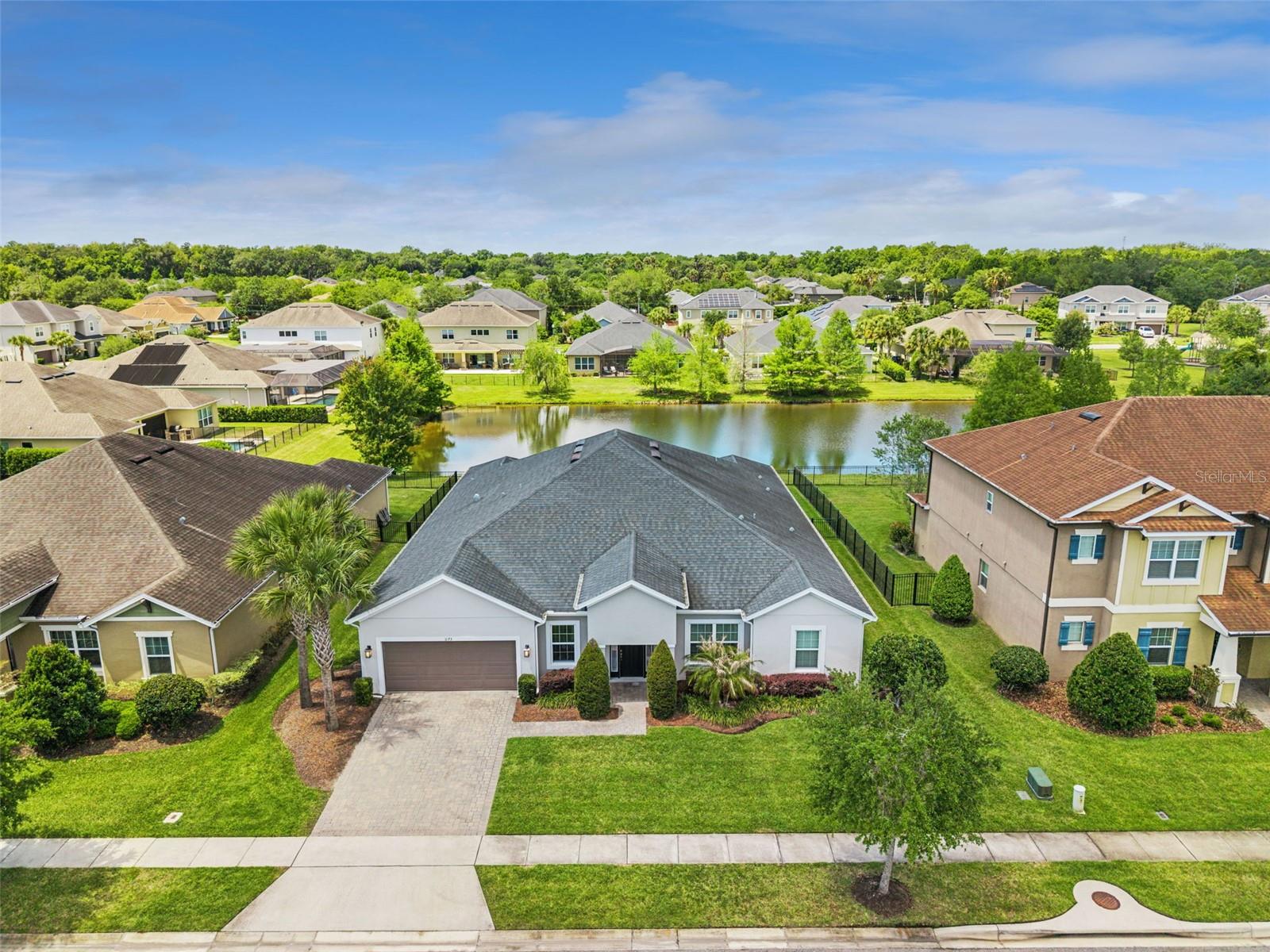 RETREAT AT LAKE CHARM - Residential