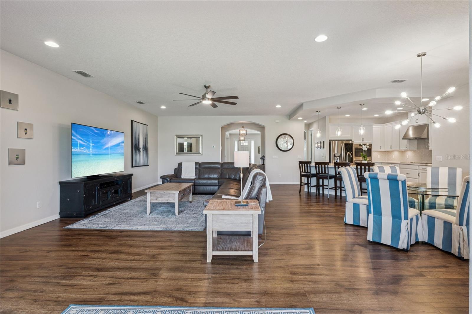 RETREAT AT LAKE CHARM - Residential