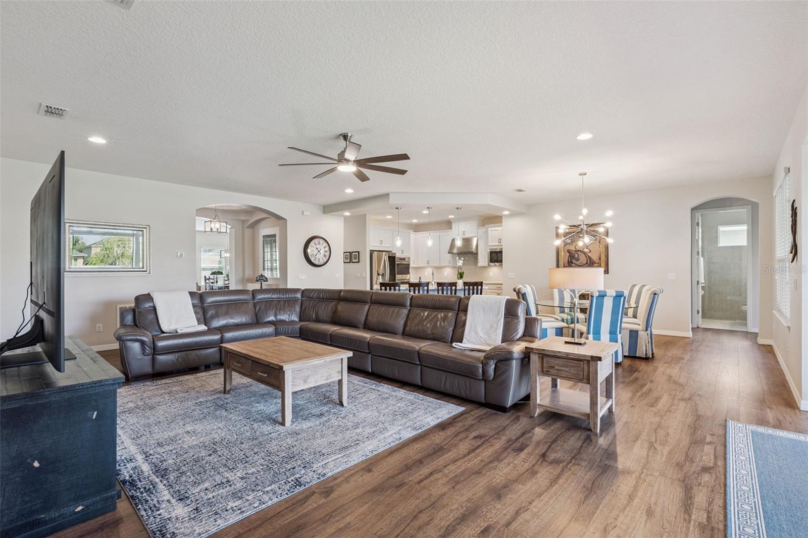 RETREAT AT LAKE CHARM - Residential