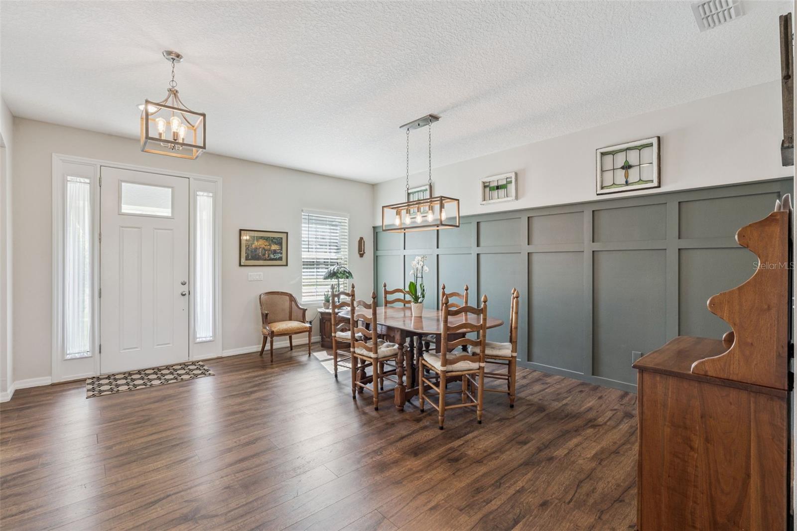 1173 FIELDSTONE CIRCLE