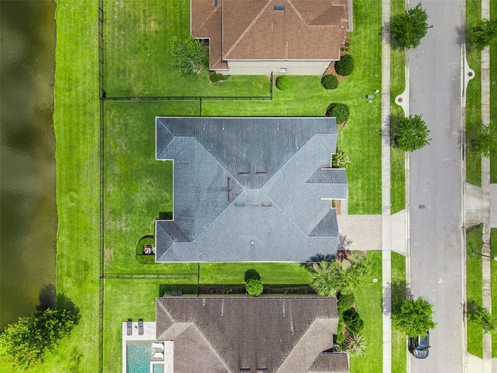 RETREAT AT LAKE CHARM - Residential
