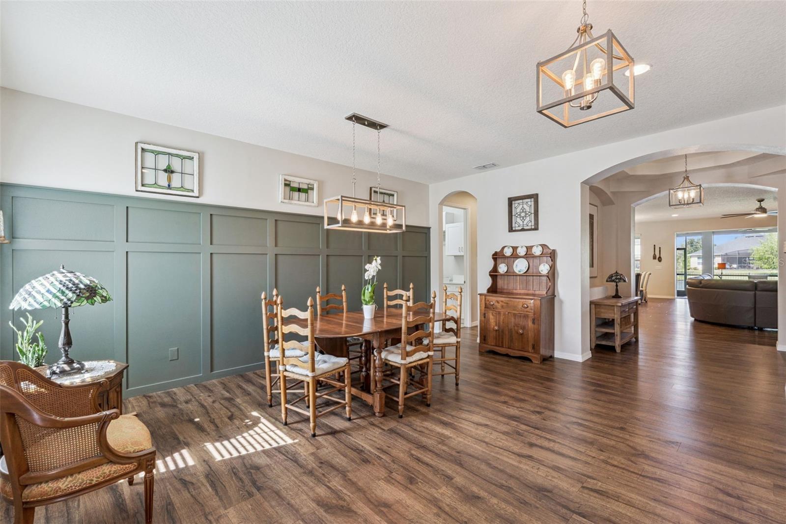 1173 FIELDSTONE CIRCLE