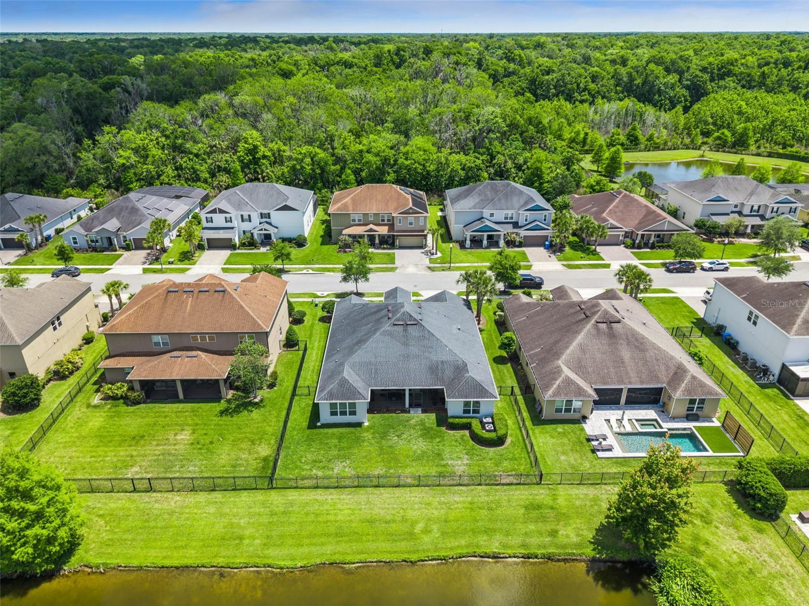 RETREAT AT LAKE CHARM - Residential