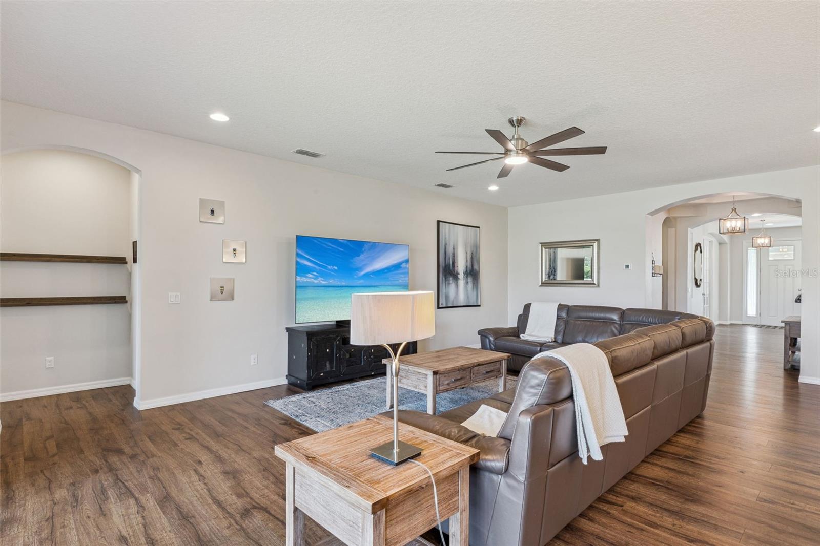 RETREAT AT LAKE CHARM - Residential