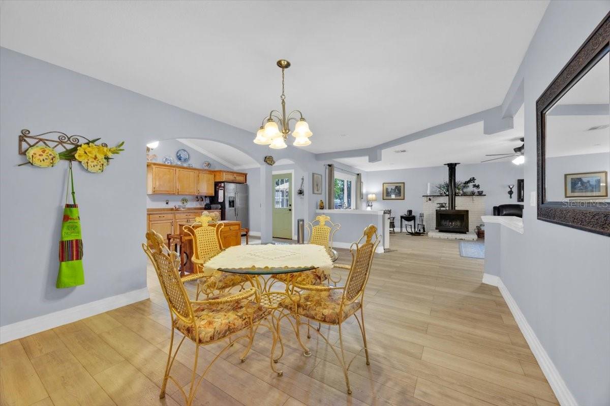 RIDGE MANOR - Residential