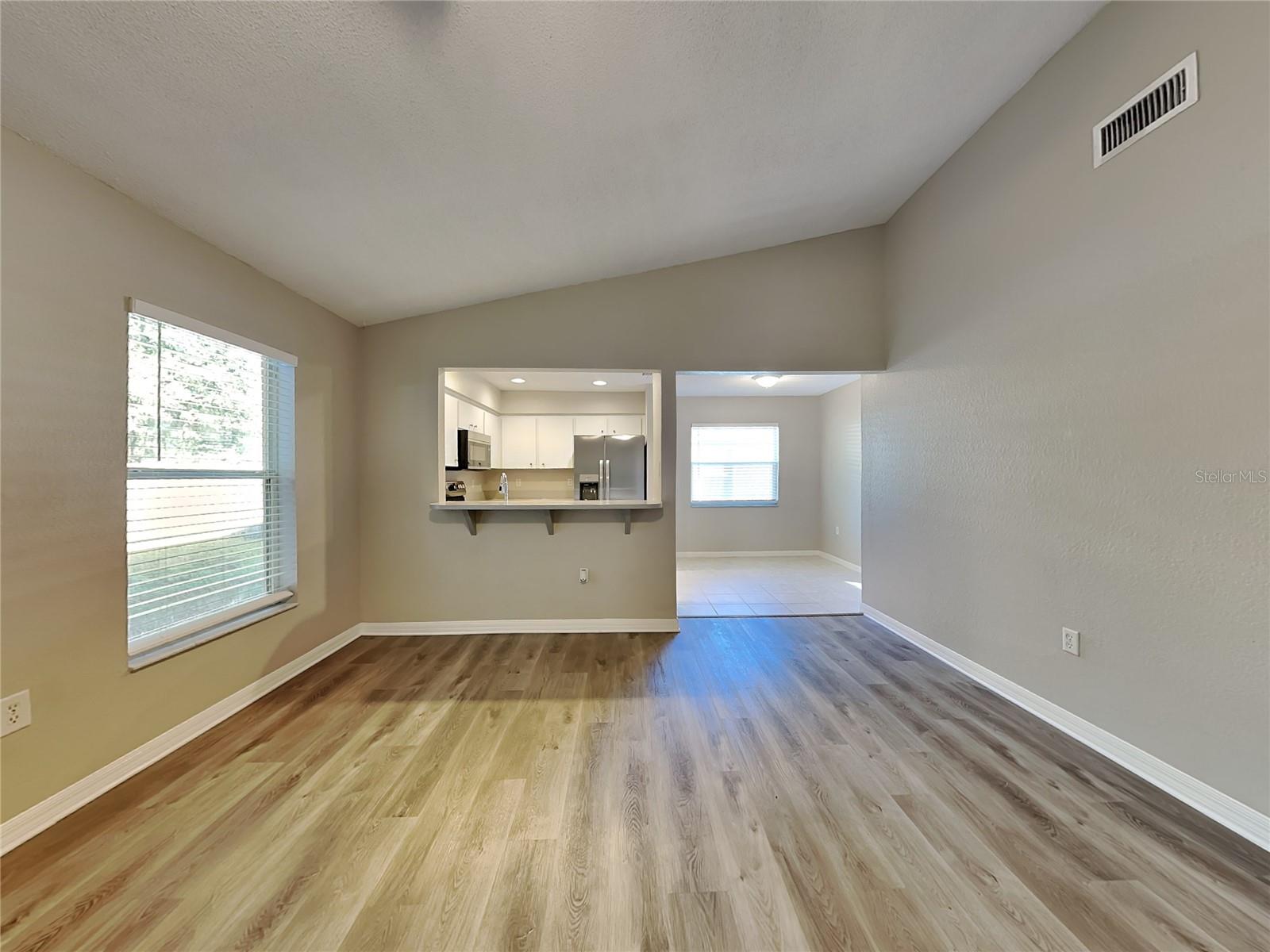 DEVONSHIRE MANOR - Residential Lease