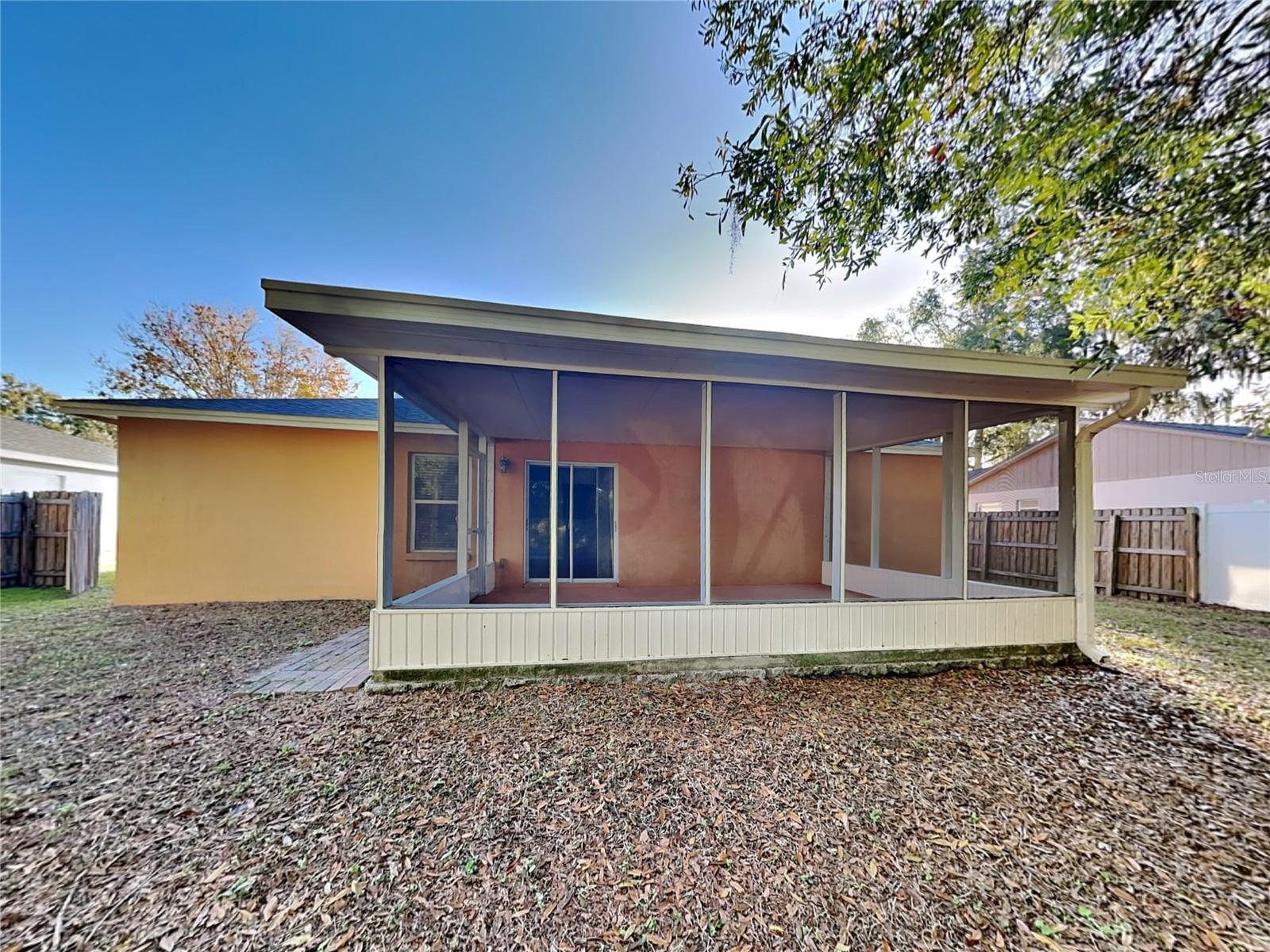 DEVONSHIRE MANOR - Residential Lease