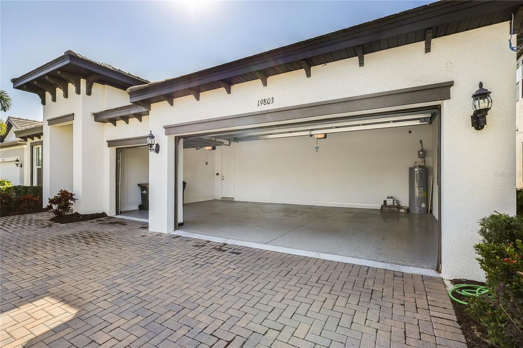 Photo of 19803 Bridgetown Loop, Venice, FL 34293 (MLS # C7519871)