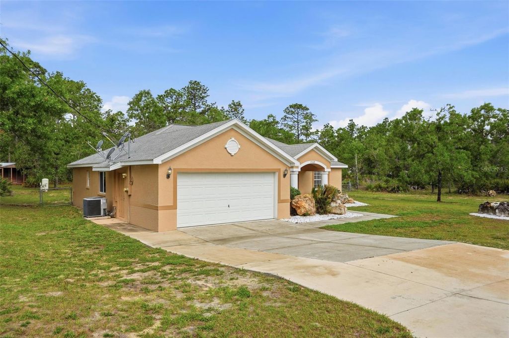 Photo of 17469 Maberly Road, Weeki Wachee, FL 34614 (MLS # TB8505091)