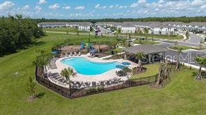 THE TOWNHOMES AT WESTVIEW - Residential Lease