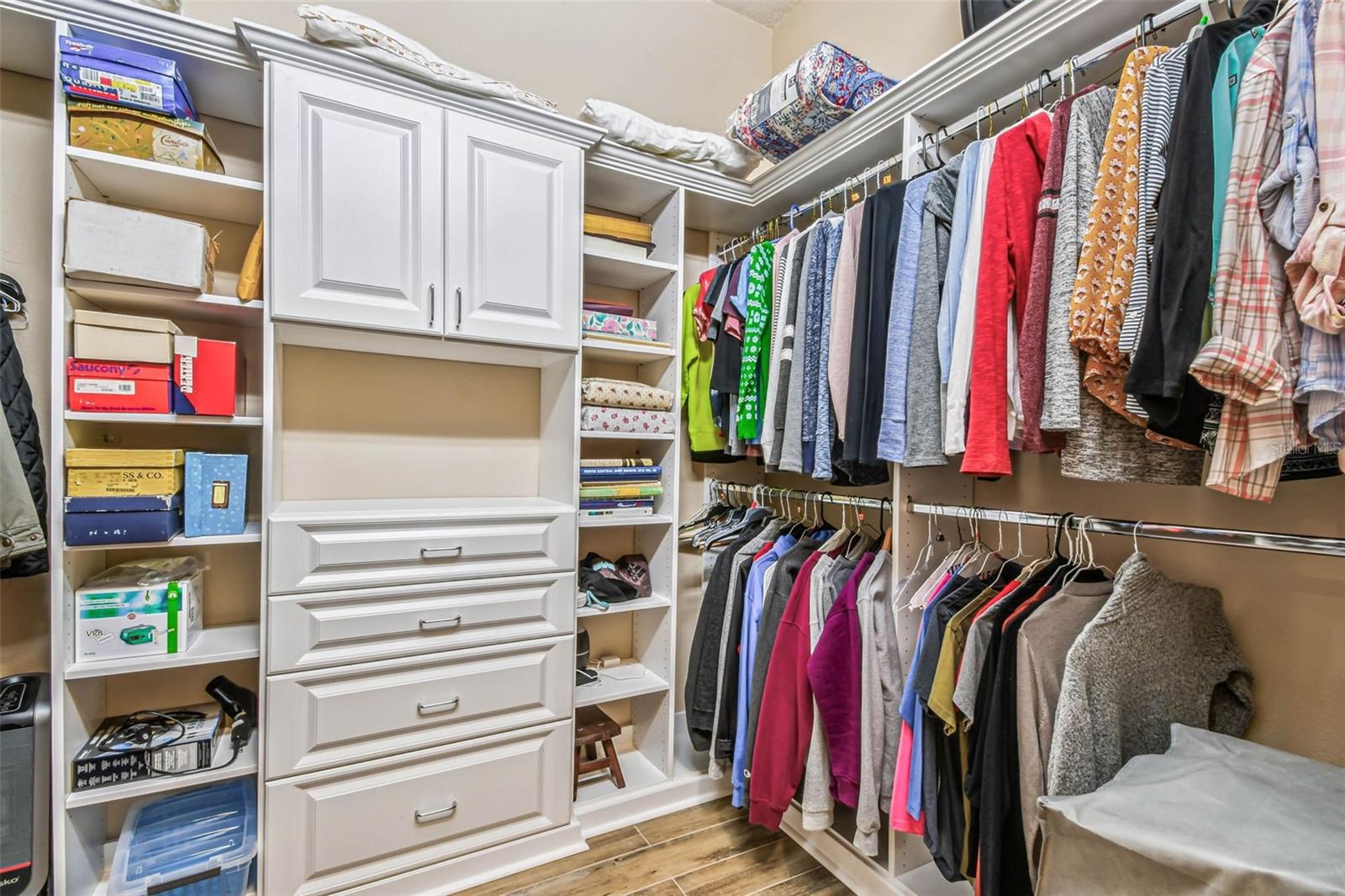 VALENCIA LAKES TR P - Residential