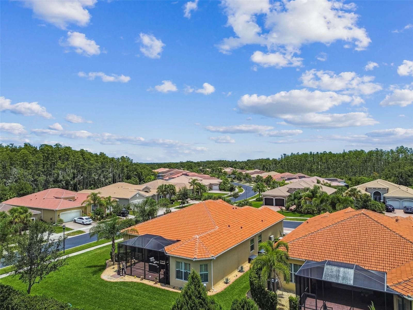 VALENCIA LAKES TR P - Residential