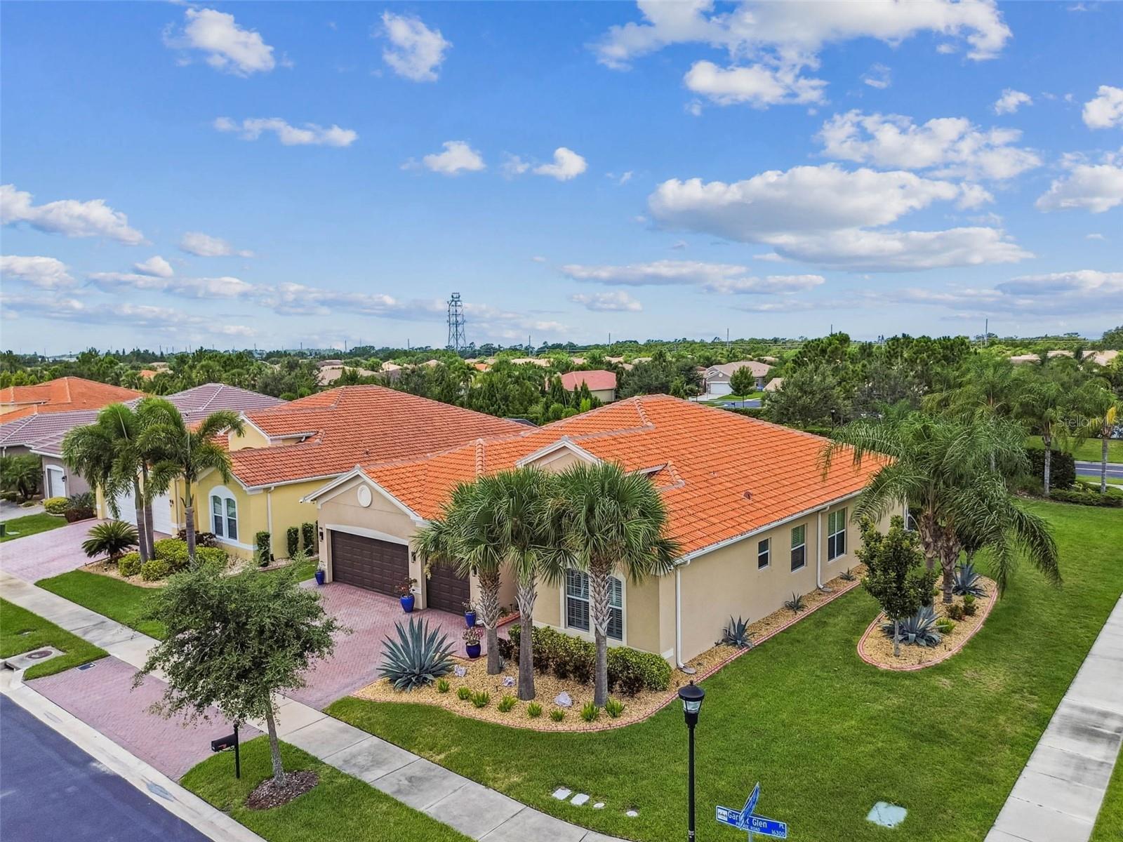 VALENCIA LAKES TR P - Residential