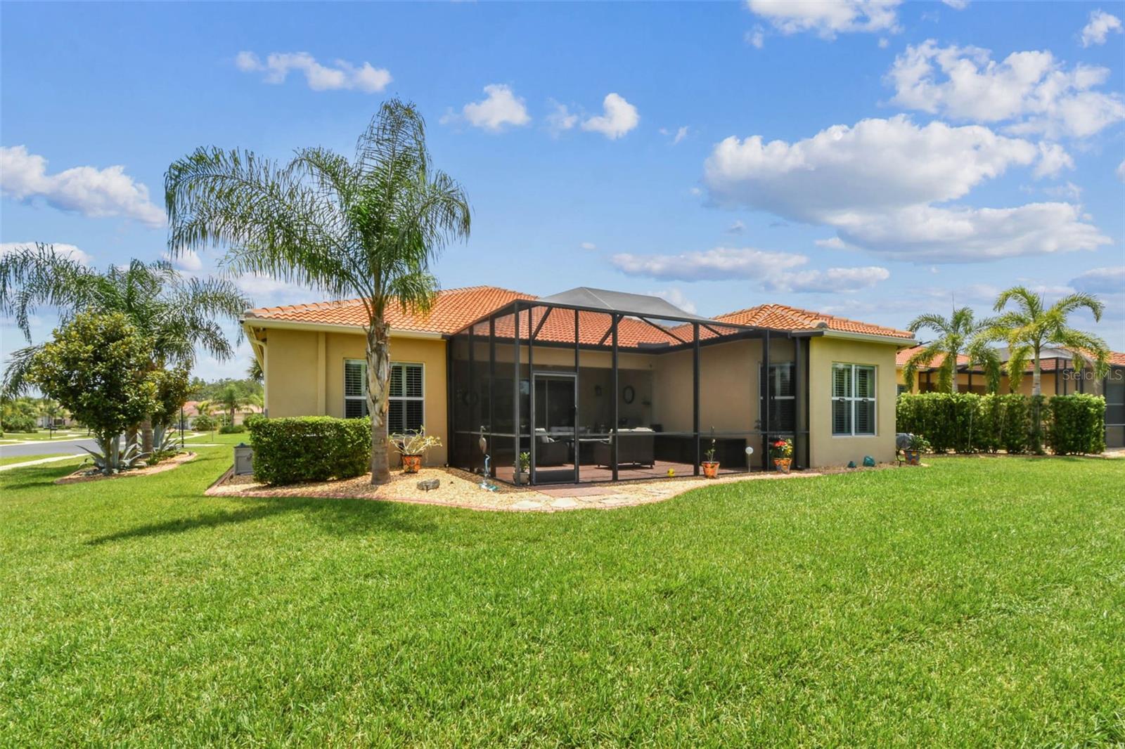 VALENCIA LAKES TR P - Residential