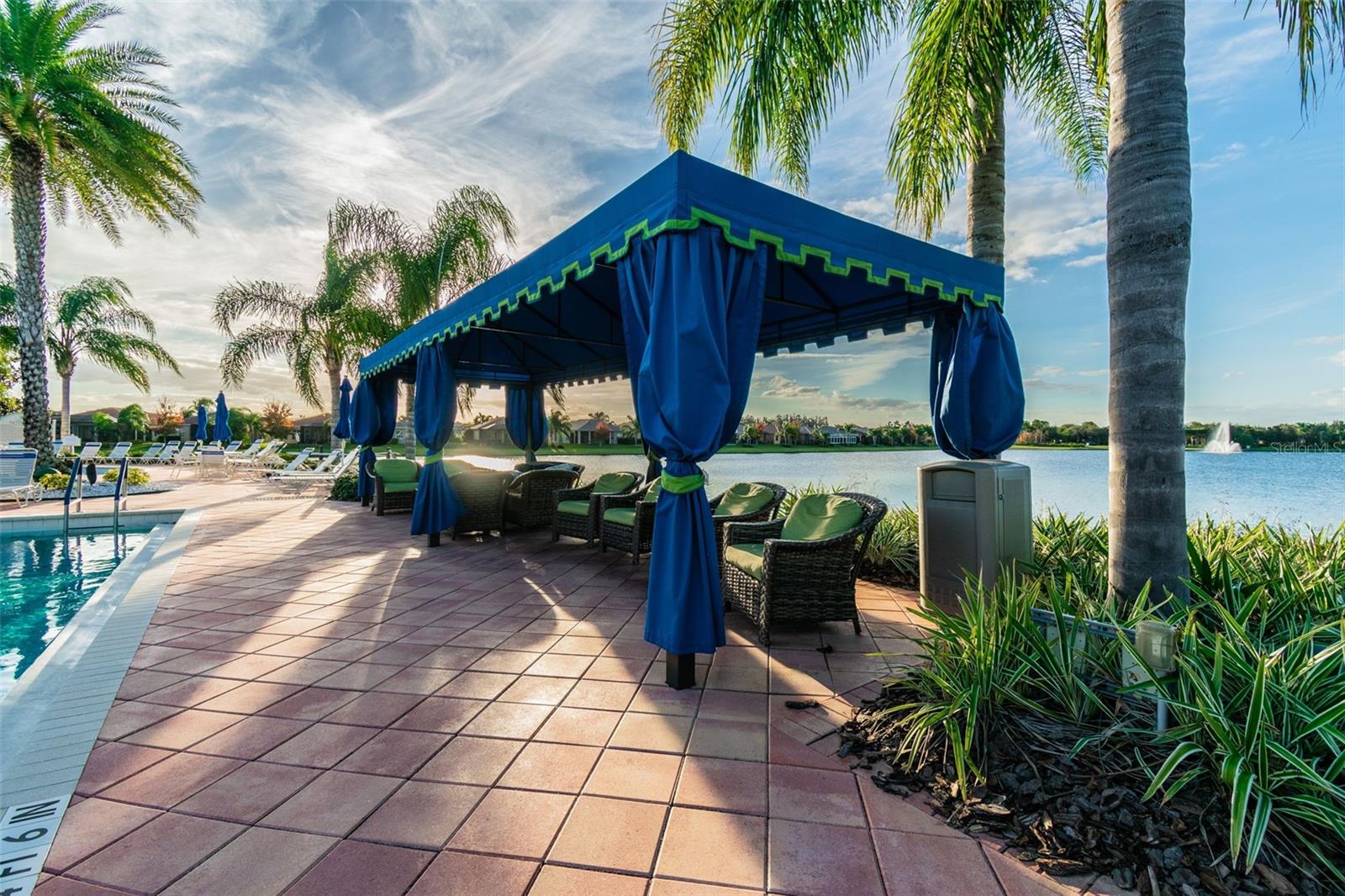 VALENCIA LAKES TR P - Residential