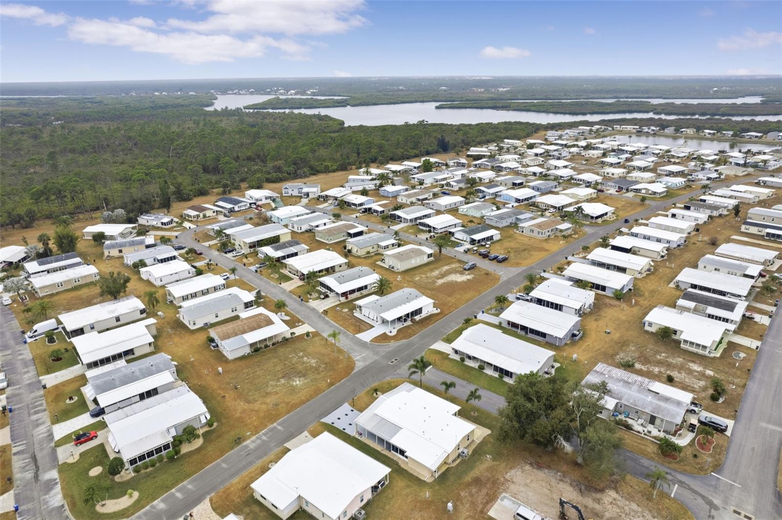 LA CASA MHP CO-OP - Residential